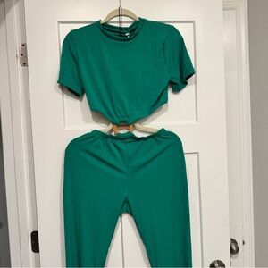 BRAND NEW | Women’s XL | Jumpsuit | O ring cut out design